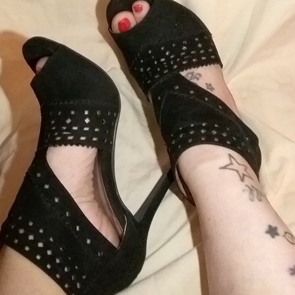 SOLD! - Picture 5 of 7